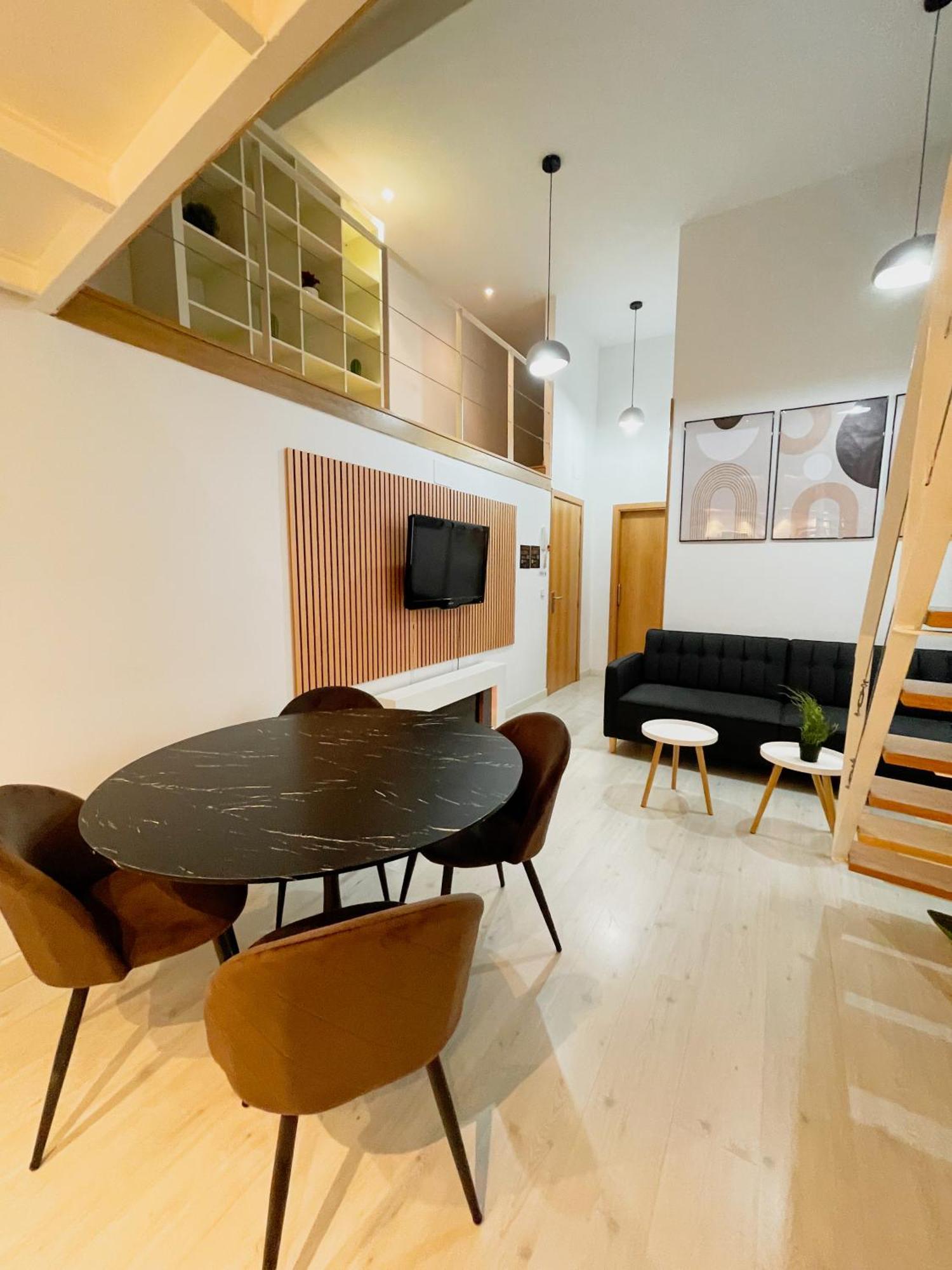 Carretas Duplex Interior Madri Exterior foto